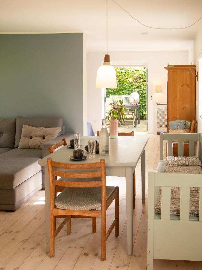 Kamilla'S Cottage, 1 Km. From The Beach Stege Buitenkant foto